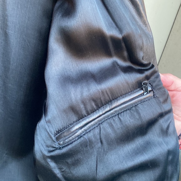 vintage leather jacket from Camden town, England, copyright brand size medium - Picture 8 of 12